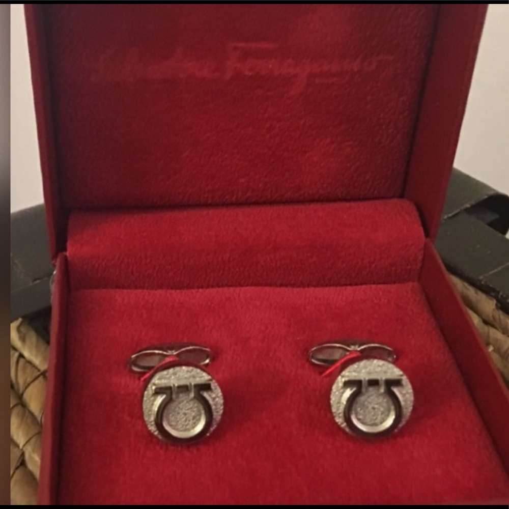 Ferragamo Cuff link